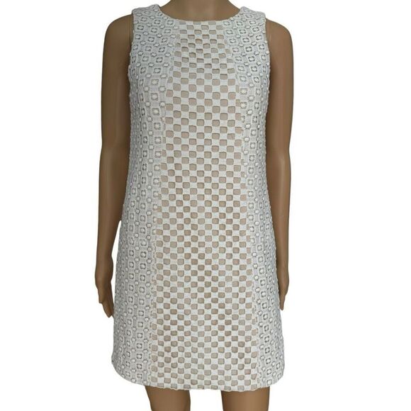 Tibi Sonoran Sleeveless Eyelet Shift Dress Size 2 Ivory Overlay Neutral Cotton - Picture 3 of 9
